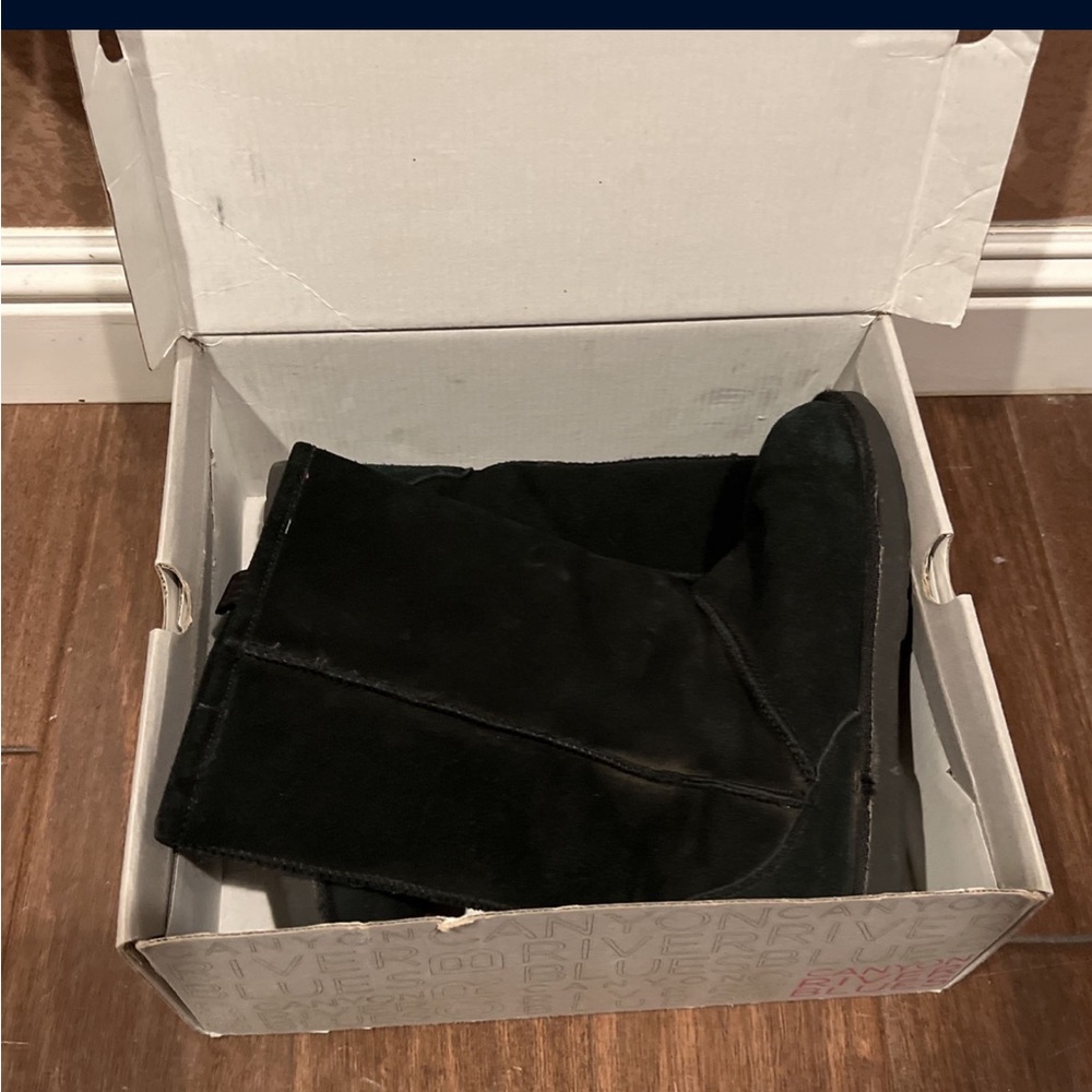 black boots